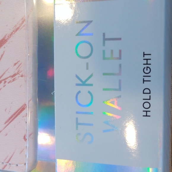 Elle Stick On wallet - Picture 5 of 15